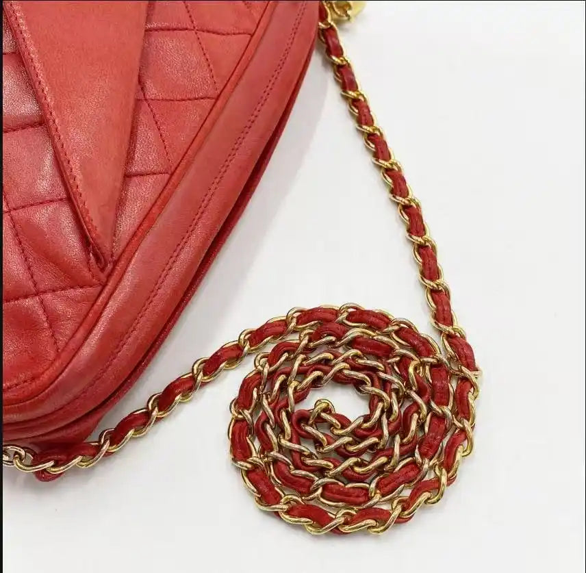 Vintage Chanel Quilted Lambskin Tassel Camera Bag - Red