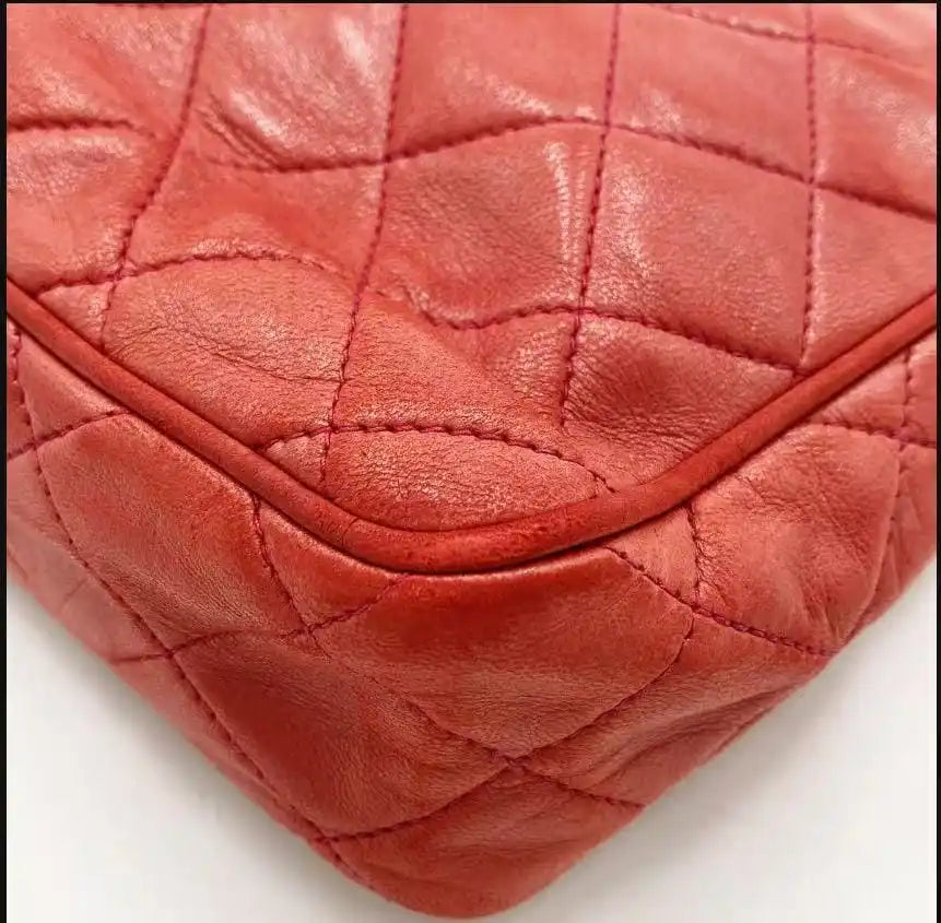 Vintage Chanel Quilted Lambskin Tassel Camera Bag - Red
