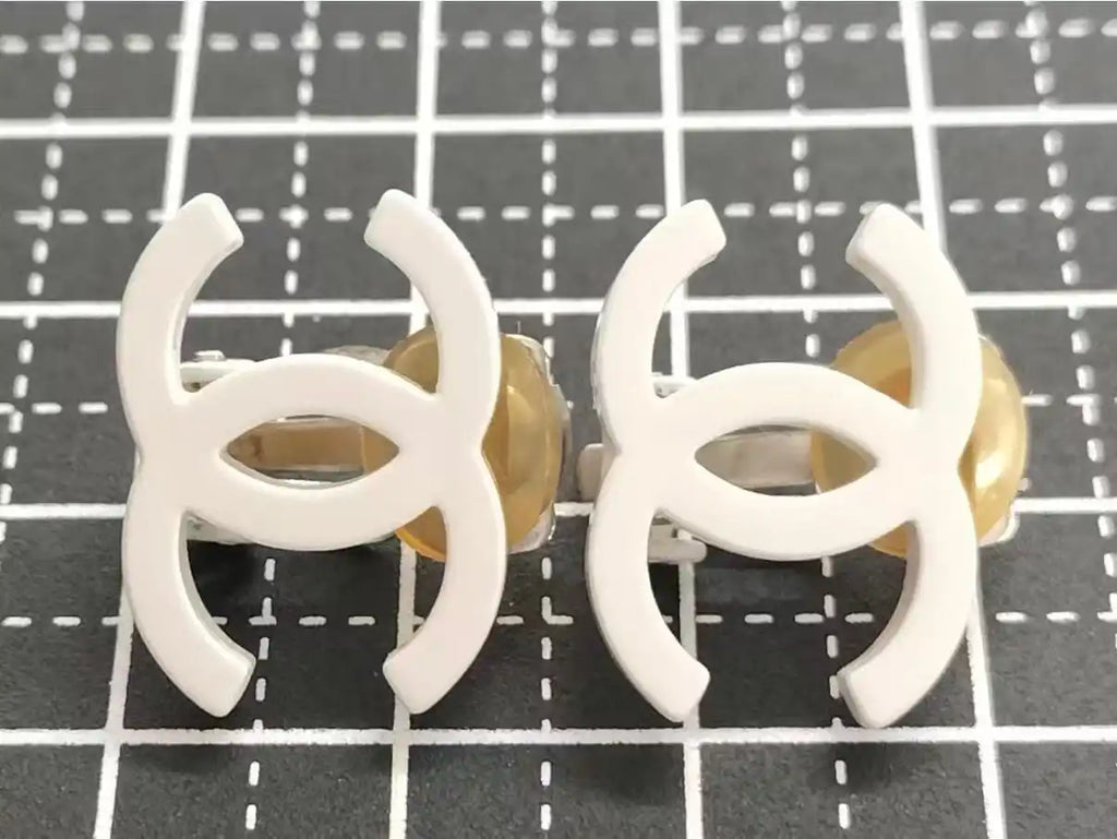 Vintage Chanel CC Logo Resin Clip-On Earrings