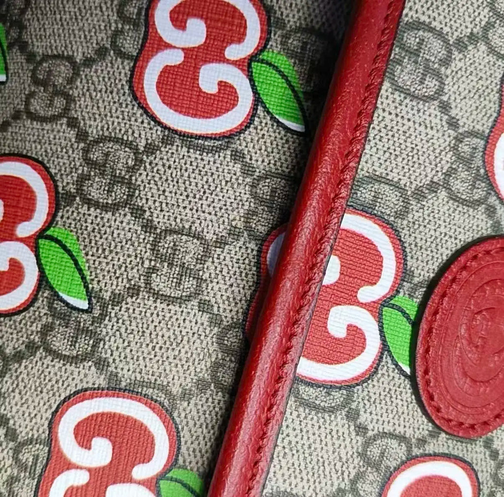 Gucci Les Pommes GG Supreme Apple Belt Bag